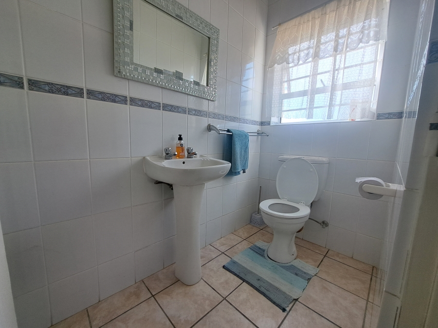 3 Bedroom Property for Sale in Myburgh Park Western Cape